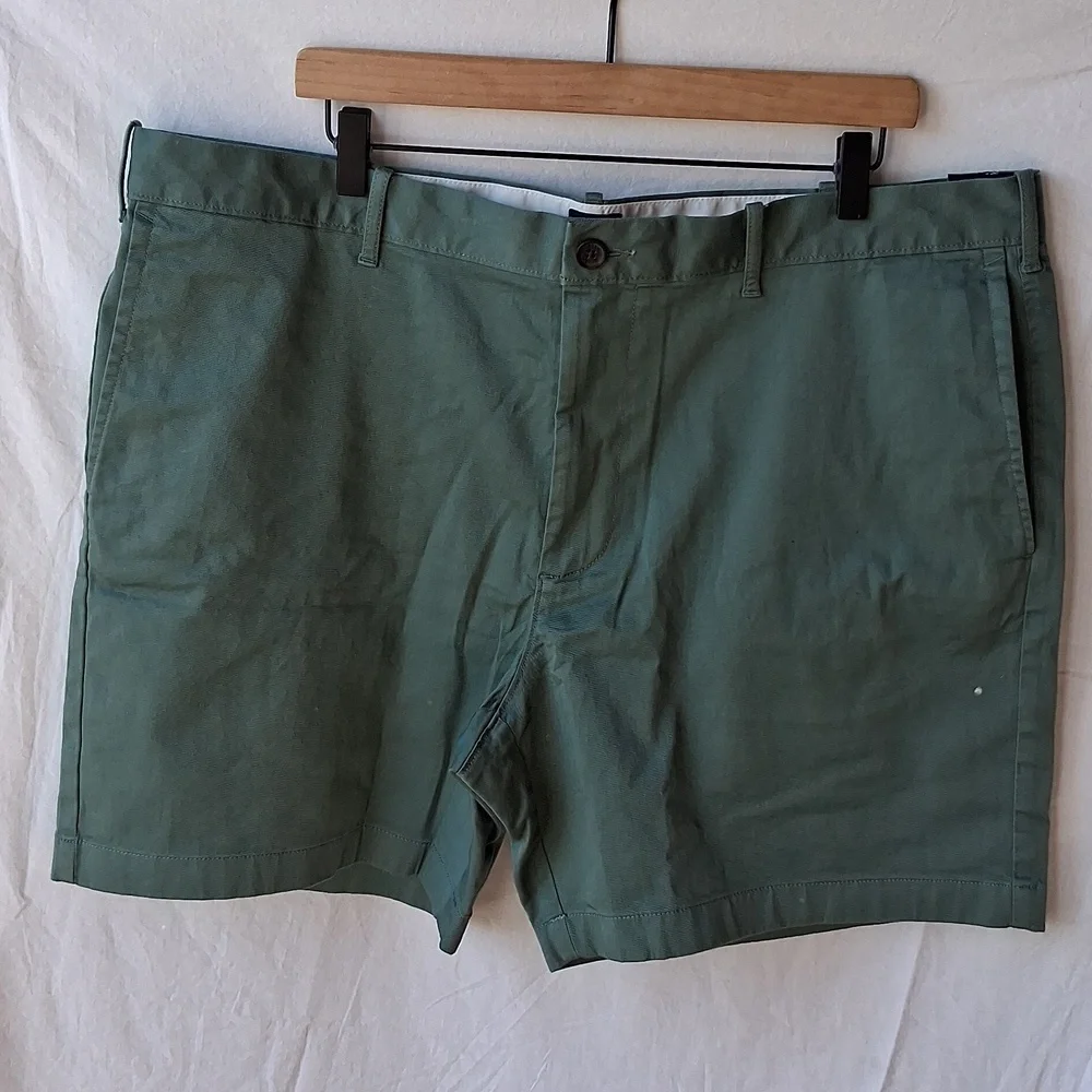 J.Crew Olive Green Shorts Size 40